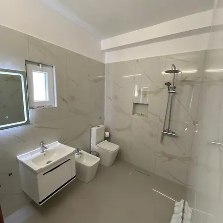 Hotel Kaloshi Tirana