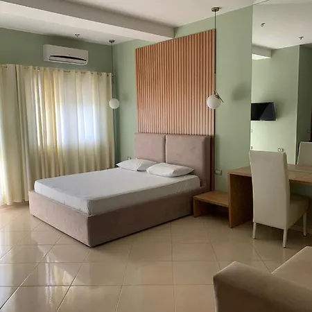 Kaloshi 4* Tirana