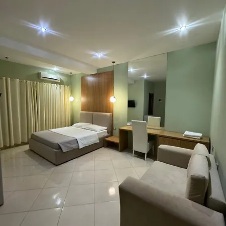 Kaloshi 4* Tirana