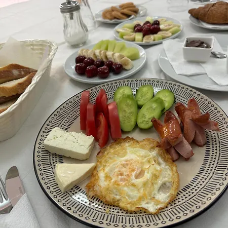 호텔 Kaloshi Mezez