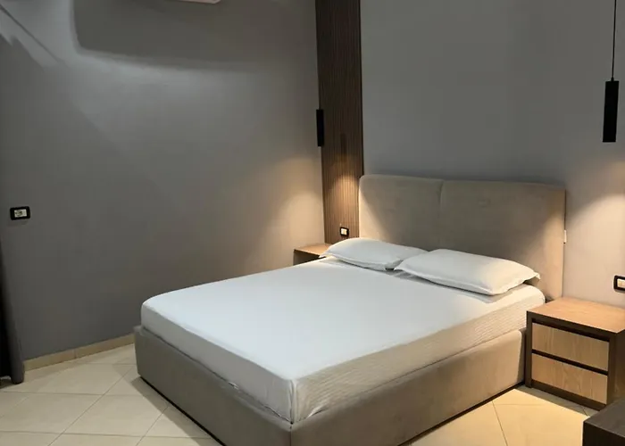 Kaloshi Hotel 4*